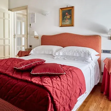 Sleeps 15 Pool Air Con Wifi *